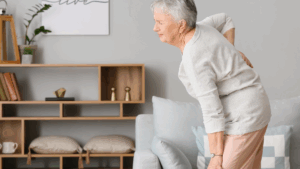 Lumbalgia en adultos mayores causas y síntomas